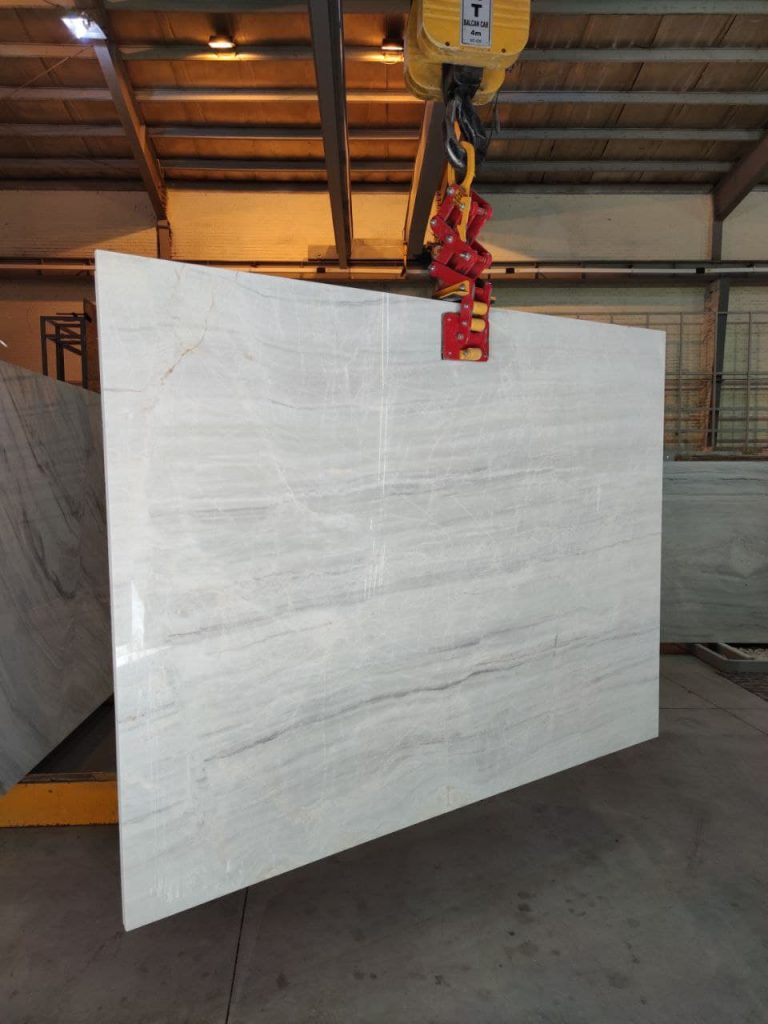 سنگ چینی سفید ازنا مخصوص کفسازی 6 سنگ چینی سفید ازنا مخصوص کفسازی