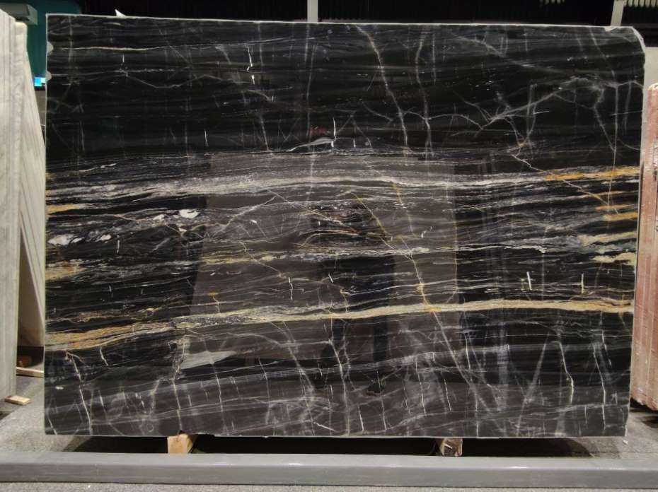 سنگ اسلب چینی فیوژن مشکی طلایی 6 سنگ اسلب چینی فیوژن مشکی طلایی