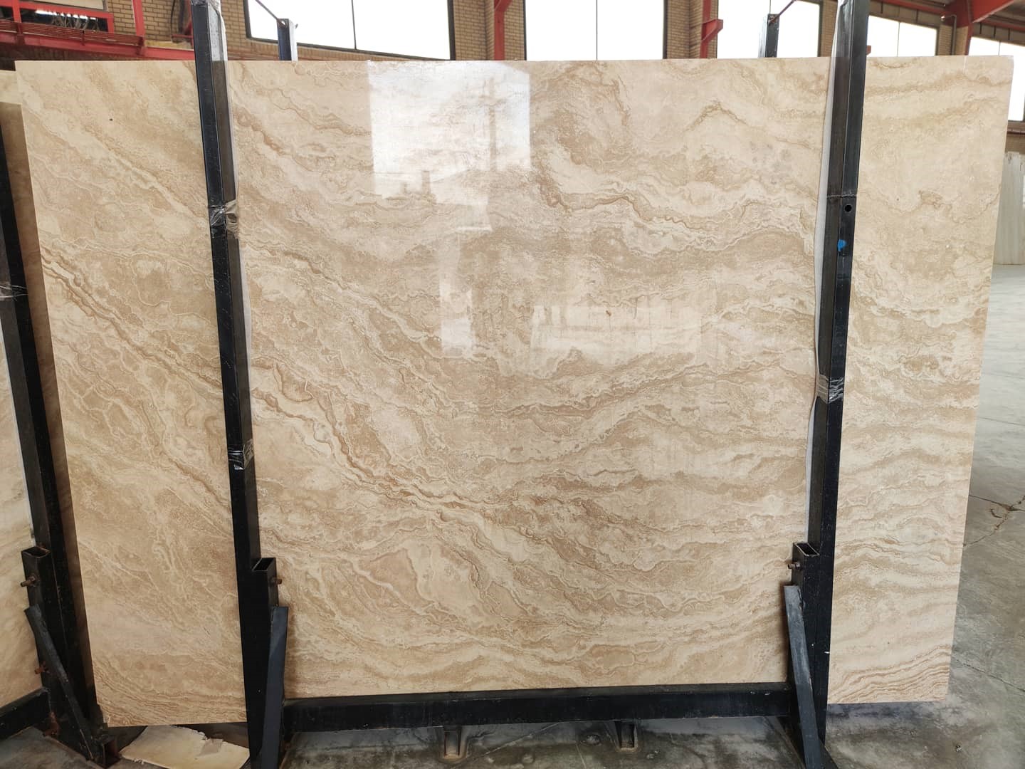 سنگ اسلب تراورتن کرم رنگ