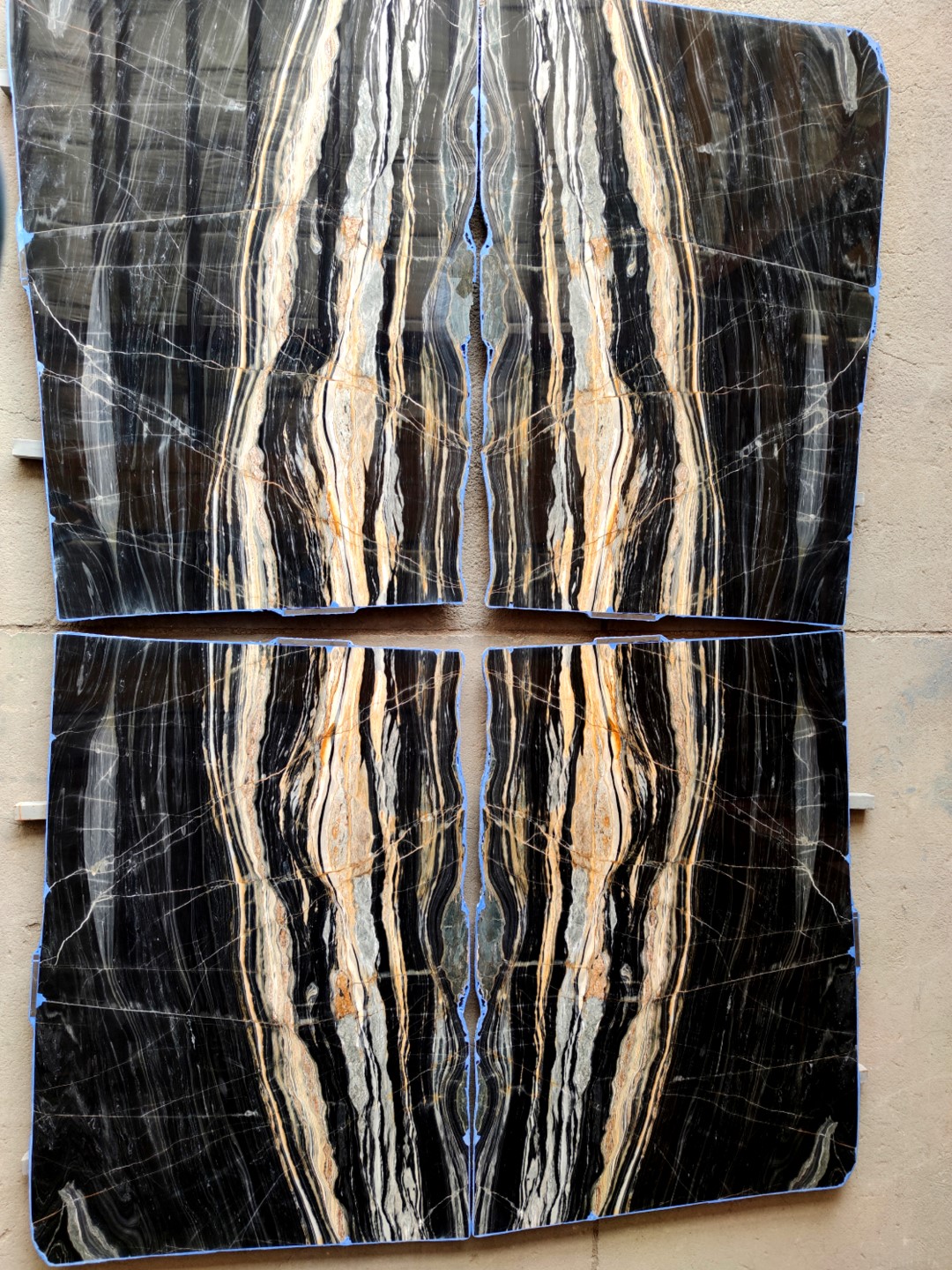 مقایسه انواع سنگ 20 سنگ اسلب مشکی طلایی دراگون